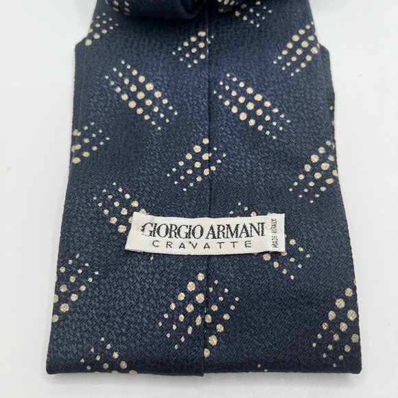 Vintage Giorgio Armani Cravatte Silk Tie – Floral Pattern  Giorgio Armani Silk Tie Made In Italy Vintage